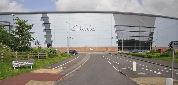 Clarks prepara el despido de 60 trabajadores en sus oficinas centrales de Reino Unido